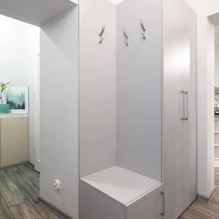 Luxury Old Town Topolowa Apartment