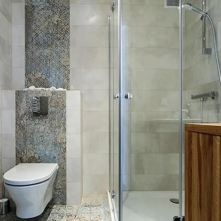 Luxury Old Town Topolowa Apartment *